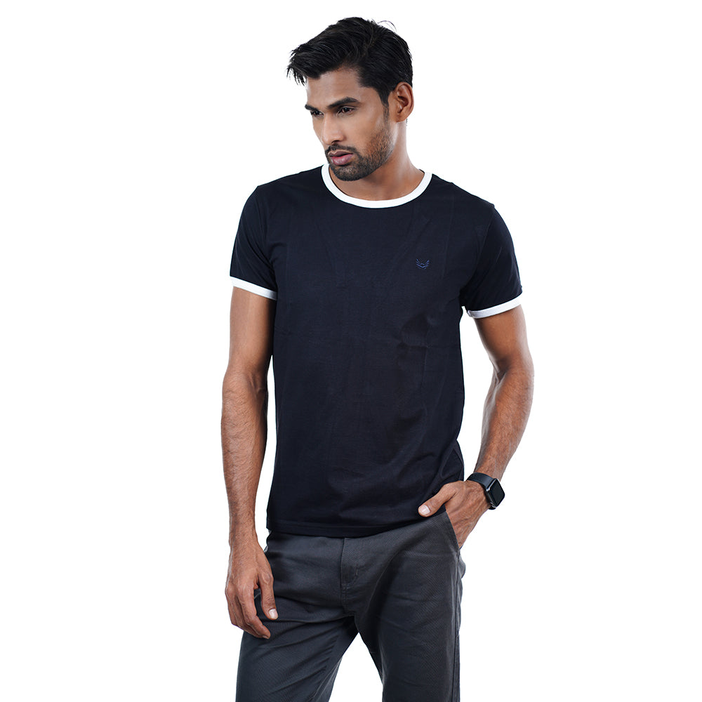 Black Urban Plain t shirt